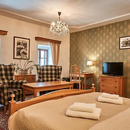Hotel Salamander