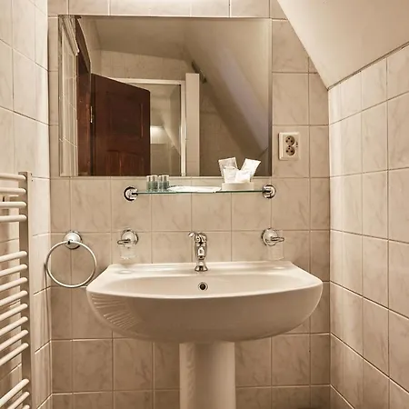 Salamander Hotel